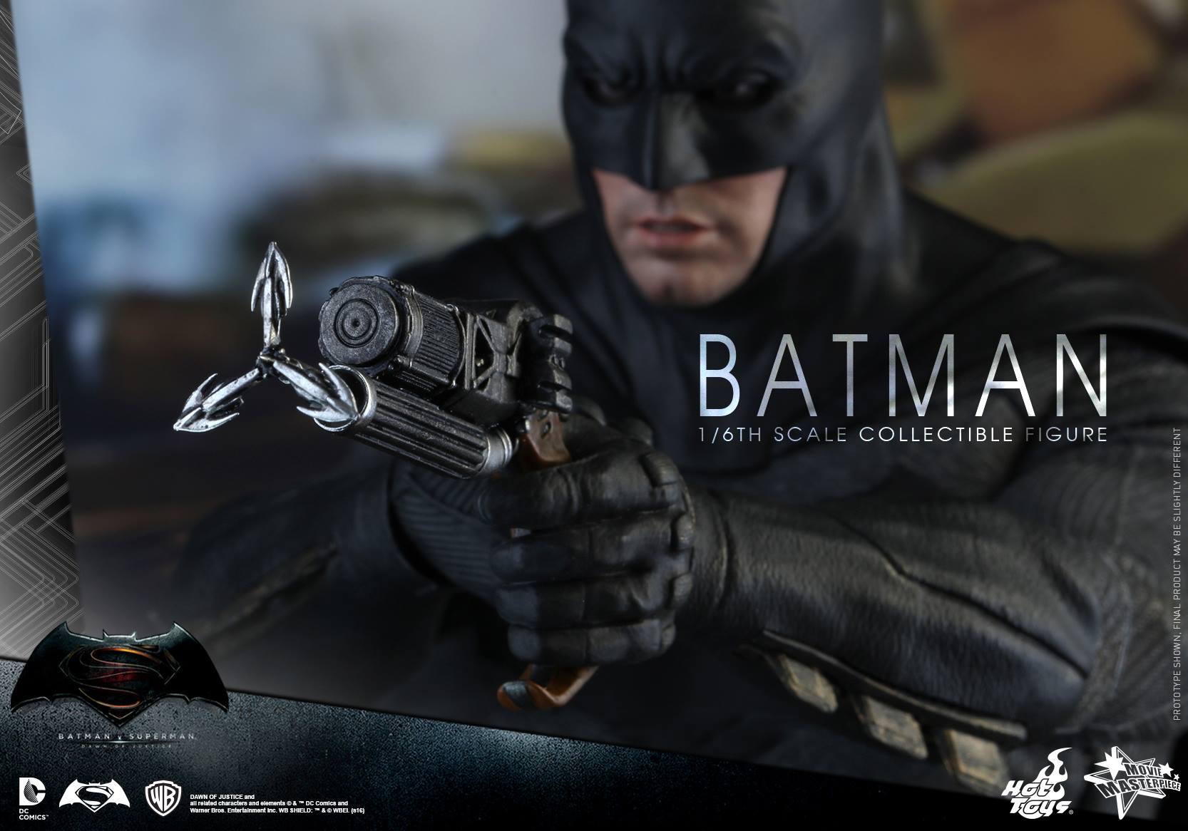 batmanhtbvs17 Batman Vs. Superman Hot Toys Figures Revealed