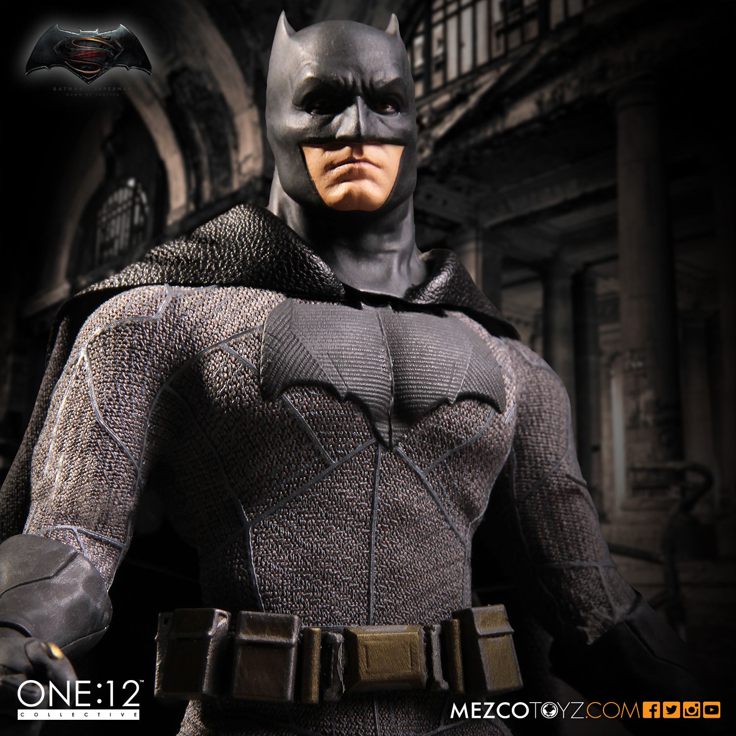 batmanmezco Mezco Batman Vs. Superman Figures Revealed