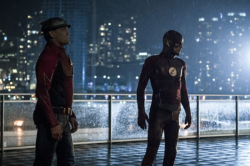 flashpresent10 The Flash Preview Images With Mark Hamill & John Wesley Shipp